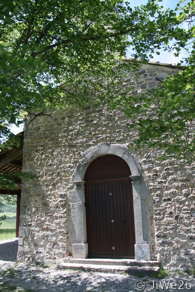 Nous complèterons donc notre visite d'Arpavon par la visite de cette chapelle