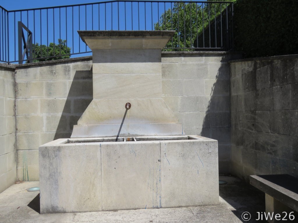 La fontaine restaurée