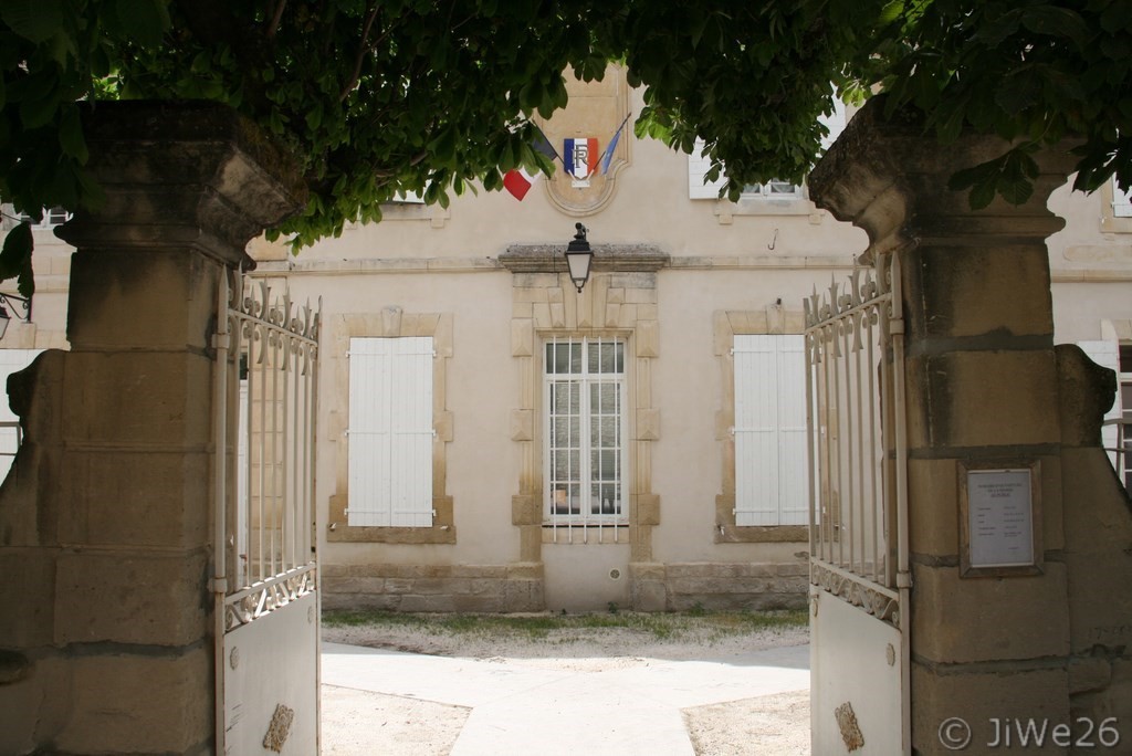 L'entrée de la Mairie