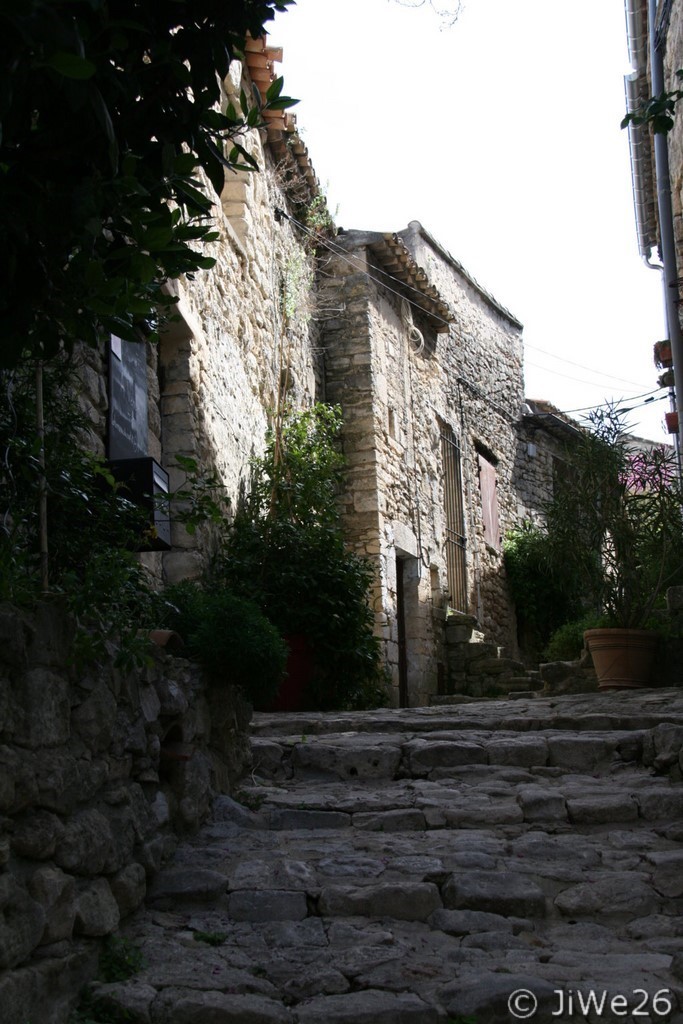 Ruelles caladées et escarpées