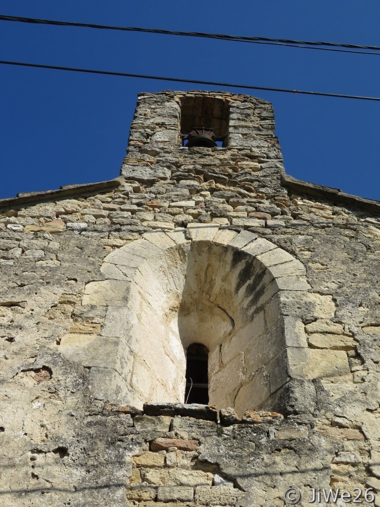 Détail de la façade de la chapelle