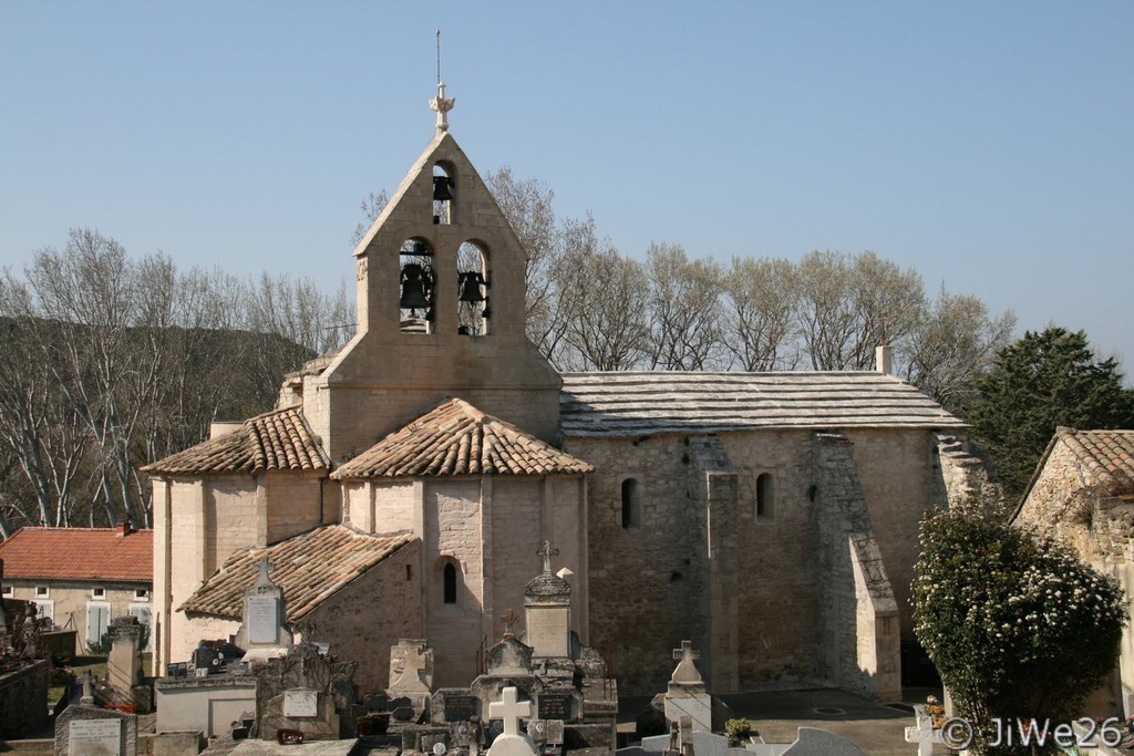 L'église avec son abside axiale