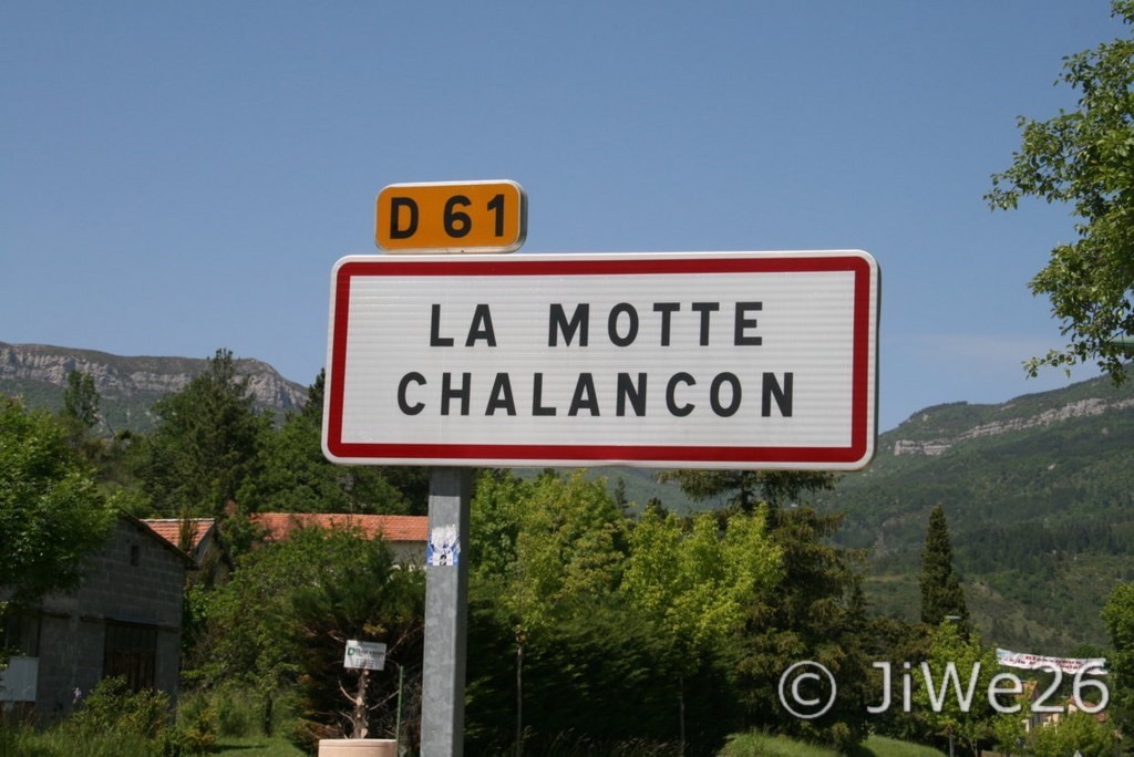 Bienvenue à La Motte Chalancon, village médiéval au coeur de la vallée de l'Oule