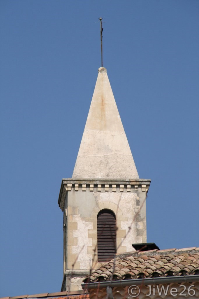 Le Pègue_Le clocher de l'église Saint-Marcel