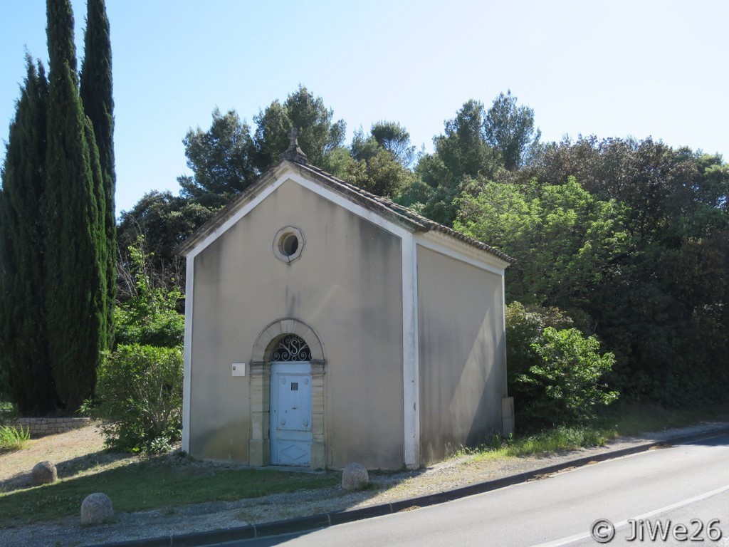 Chapelle St-Sébastien construite début 17e s. et achevée après la peste de 1629