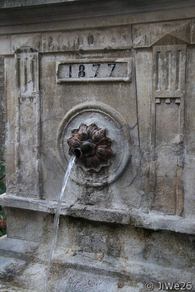 Détail sur la fontaine de 1877