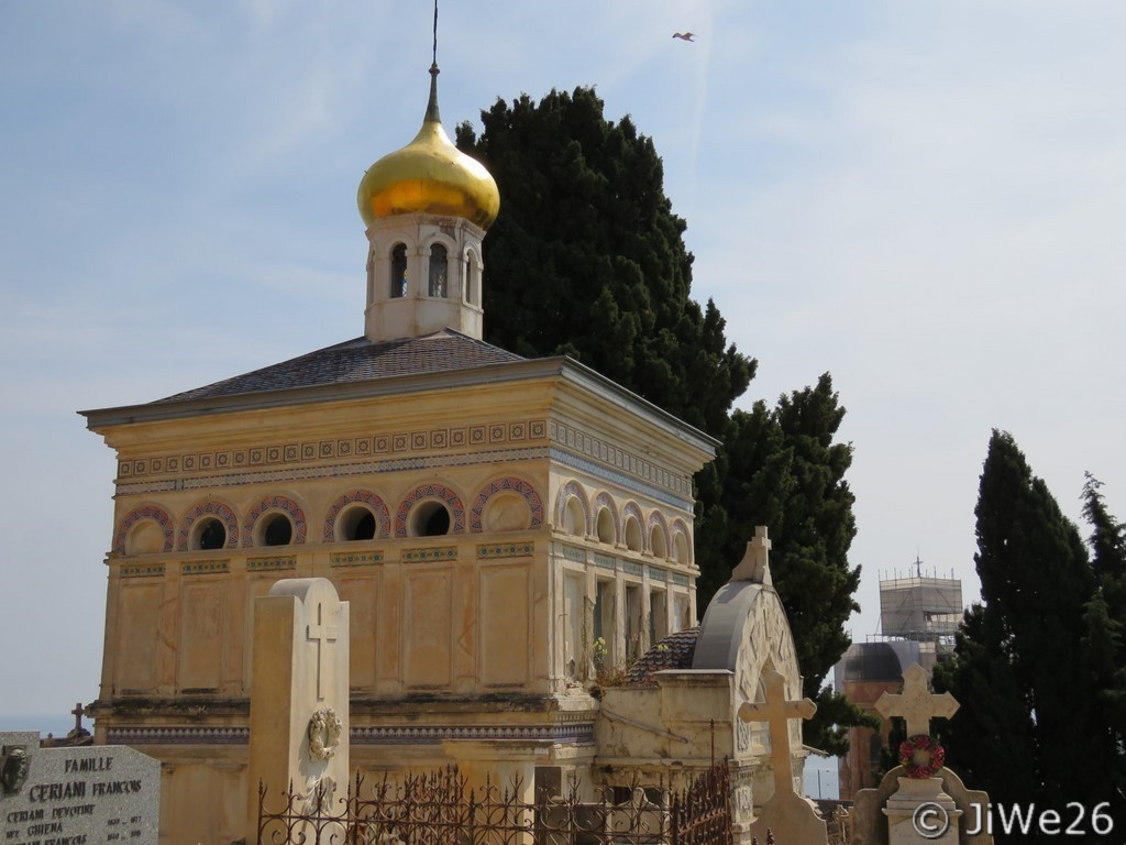 La chapelle orthodoxe russe Notre-Dame-des-Affligés, construite dans les années 1880 dans le cimetière du vieux château