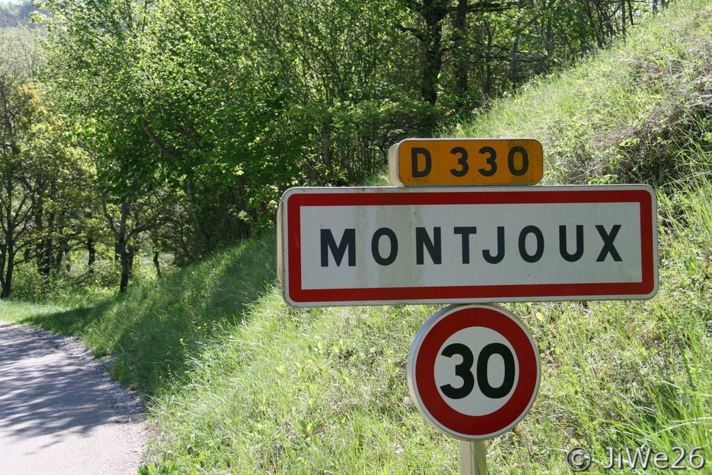 Aujourd'hui, nous visiterons Montjoux, petit village de Drôme Provençale ainsi que son hameau La Paillette qui lui est souvent associé