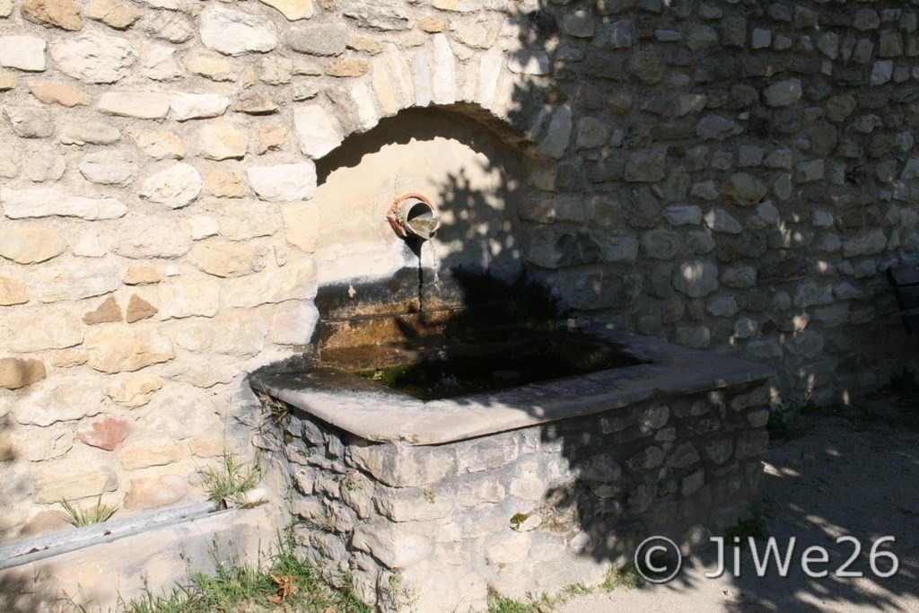 Autre vue de la Fontaine du Jeu de Boules