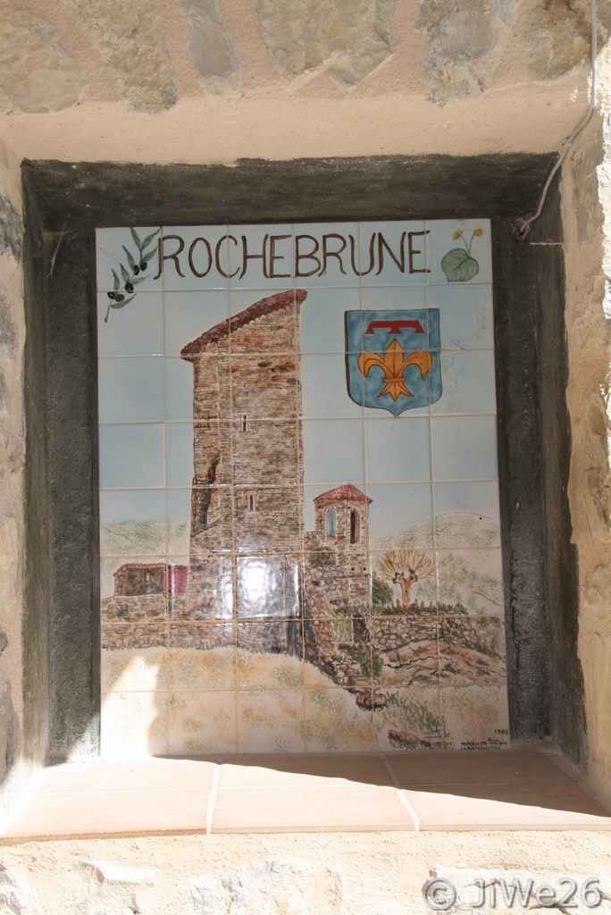 Représentation de la tour sur le mur de la Mairie