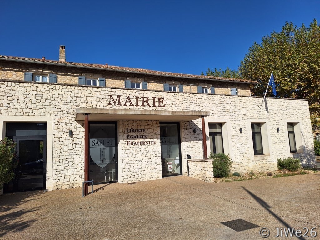 Mairie superbement rénovée