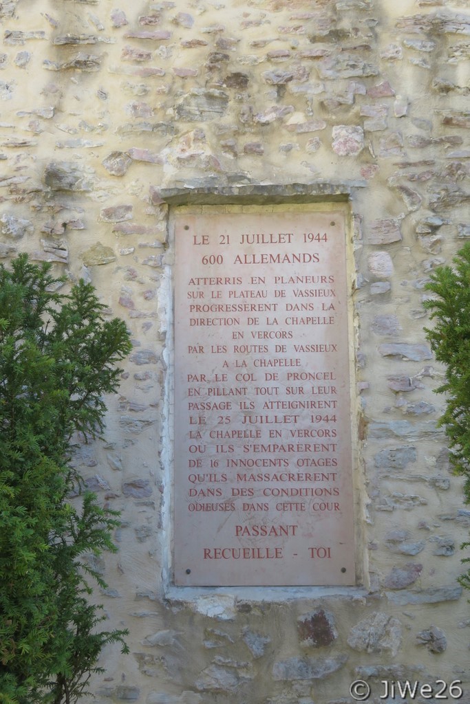 Plaque commémorative à la Chapelle en Vercors