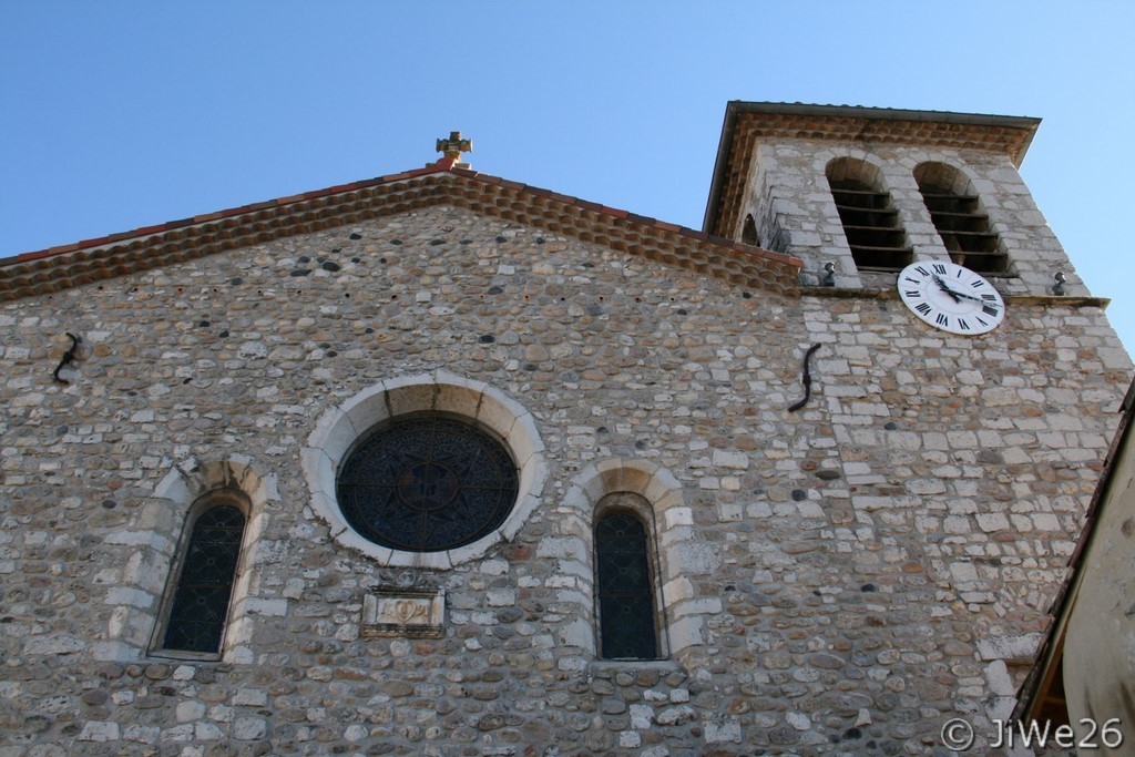 Eglise Sainte-Marie reconstruite entièrement en 1691 par les villageois