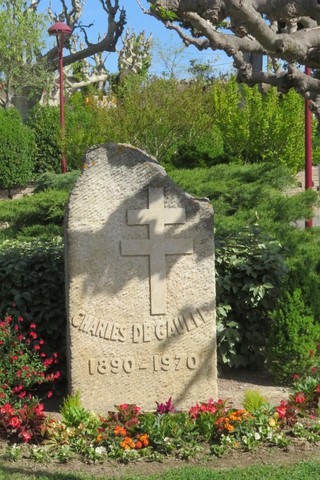 Stèle dédiée au Général Charles de Gaulle pour la commémoration de l'appel du 18 juin 1940