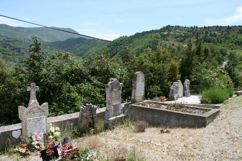 Le cimetière d'Arpavon