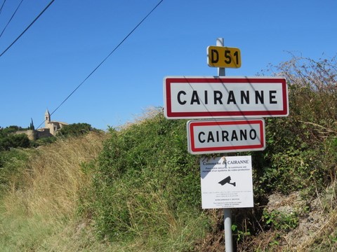 Bienvenue à Cairanne, charmant vieux village perché du Haut-Vaucluse