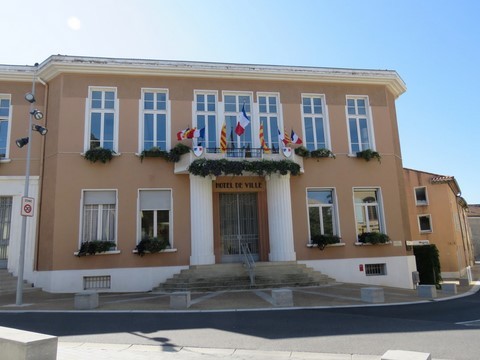 L'Hôtel de ville de Camaret-sur-Aygues