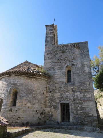 Eglise Saint-Michel datant du XIème siècle