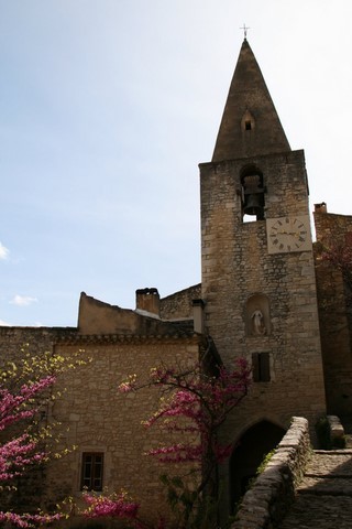 L'église Saint Sauveur et Saint-sixte de Crestet 