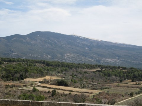 Panorama avec vue sur le mont Ventoux