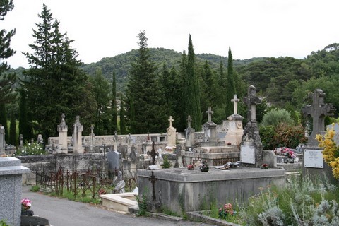 Vue partielle du premier cimetière
