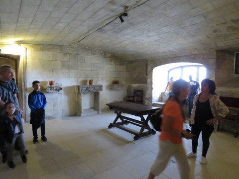  Office d'origine médiévale, cette salle voûtée se situait au niveau des réserves alimentaires