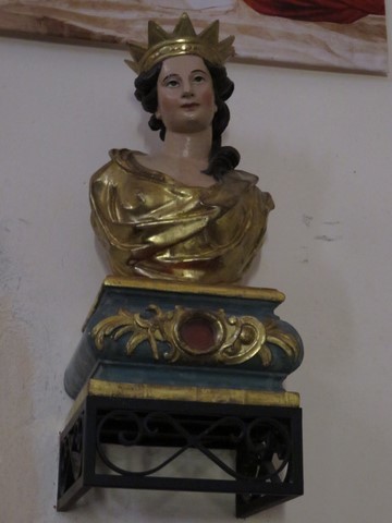 Statue de Sainte-Agathe patronne de Grillon