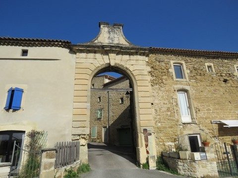 Une des portes d'entrée de la vieille ville