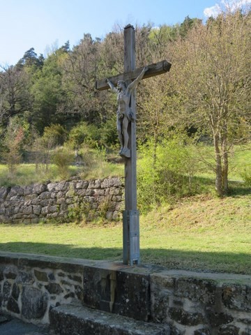 Autre vue de la croix