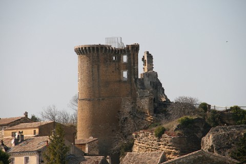 Point de vue sur le château féodal