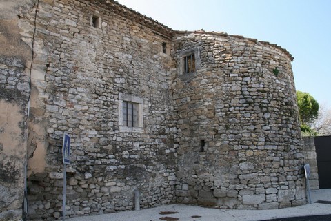 Aanciens bâtiments datant du XVIe siècle