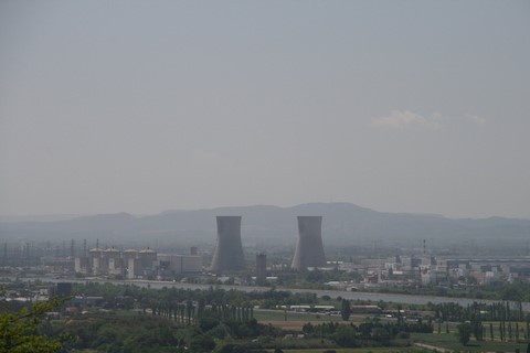 Le site nucléaire du Tricastin de ​Saint-Paul-Trois-Châteaux