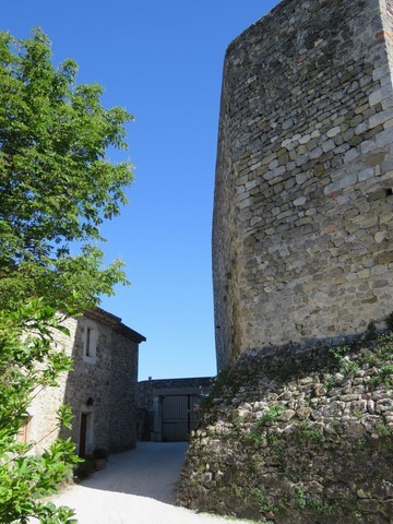 Les remparts du château