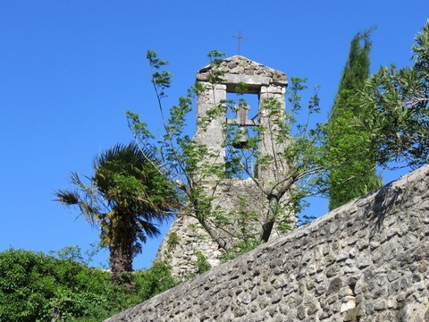 Le beau clocher de la Chapelle ND de Pitié