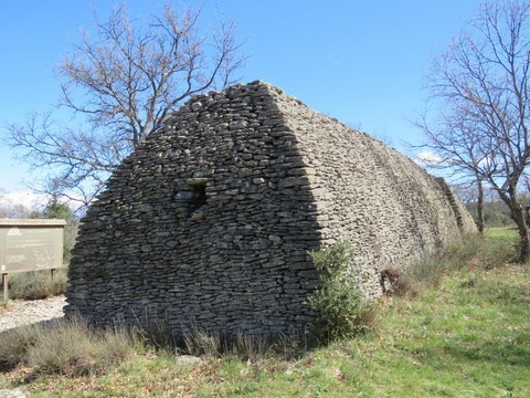 Borie construite en pierre sèche