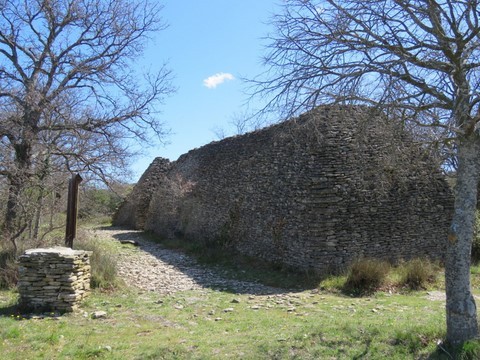La Roque-sur-Pernes