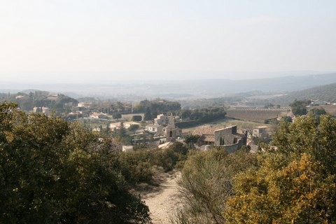 Le Pègue_Panorama avec au fond l'église et le village
