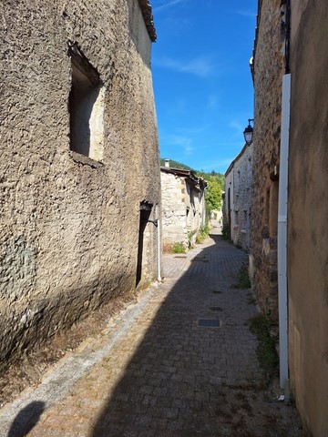 Très agréable ruelle ombragée