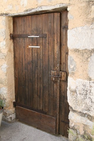Un autre jolie porte ancienne