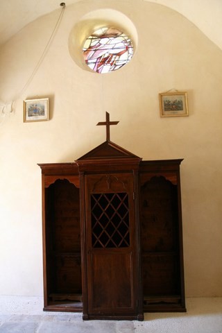 Intérieur de l'église Saint-Martin à Le-Poet-Sigillat