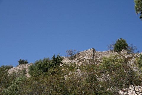 Les remparts, vestiges du château