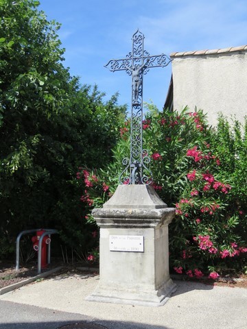 Calvaire situé Boulevard du Levant - Cette croix de mission de 1890 est un don de la paroisse