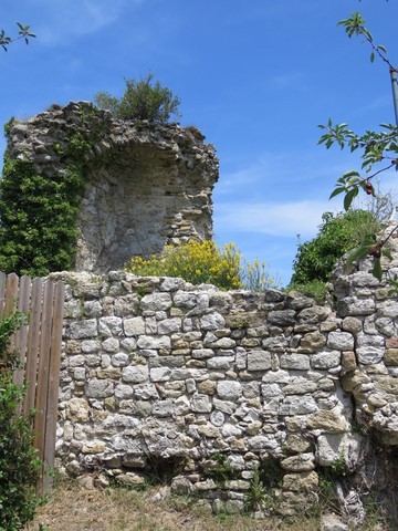 Encore quelques vestiges de l'ancien château