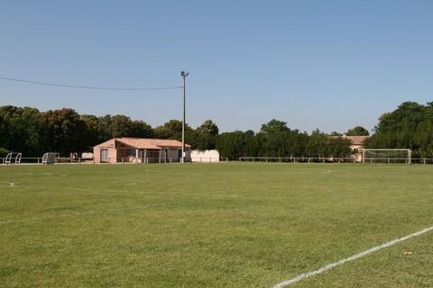 Ici évolue le Football Club Baume-Montségur