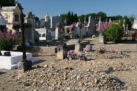 Le cimetière de Montségur-sur-Lauzon