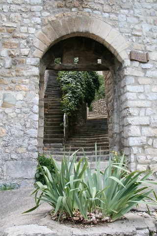Soustet "porte de Herse" où l'on peut encore voir l'emplacement de la herse