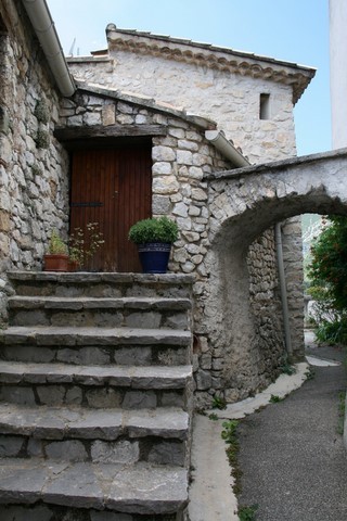 Jolie maison typique de la Provence