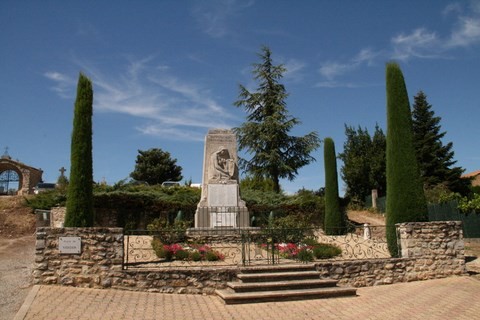 Monument aux Morts 14-18 Place de Verdun à Mirabel-aux-Baronnies