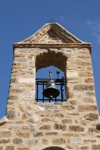 Détail du clocher de la chapelle N-D de Cadenet