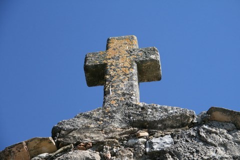 Pas de clocher, mais une croix